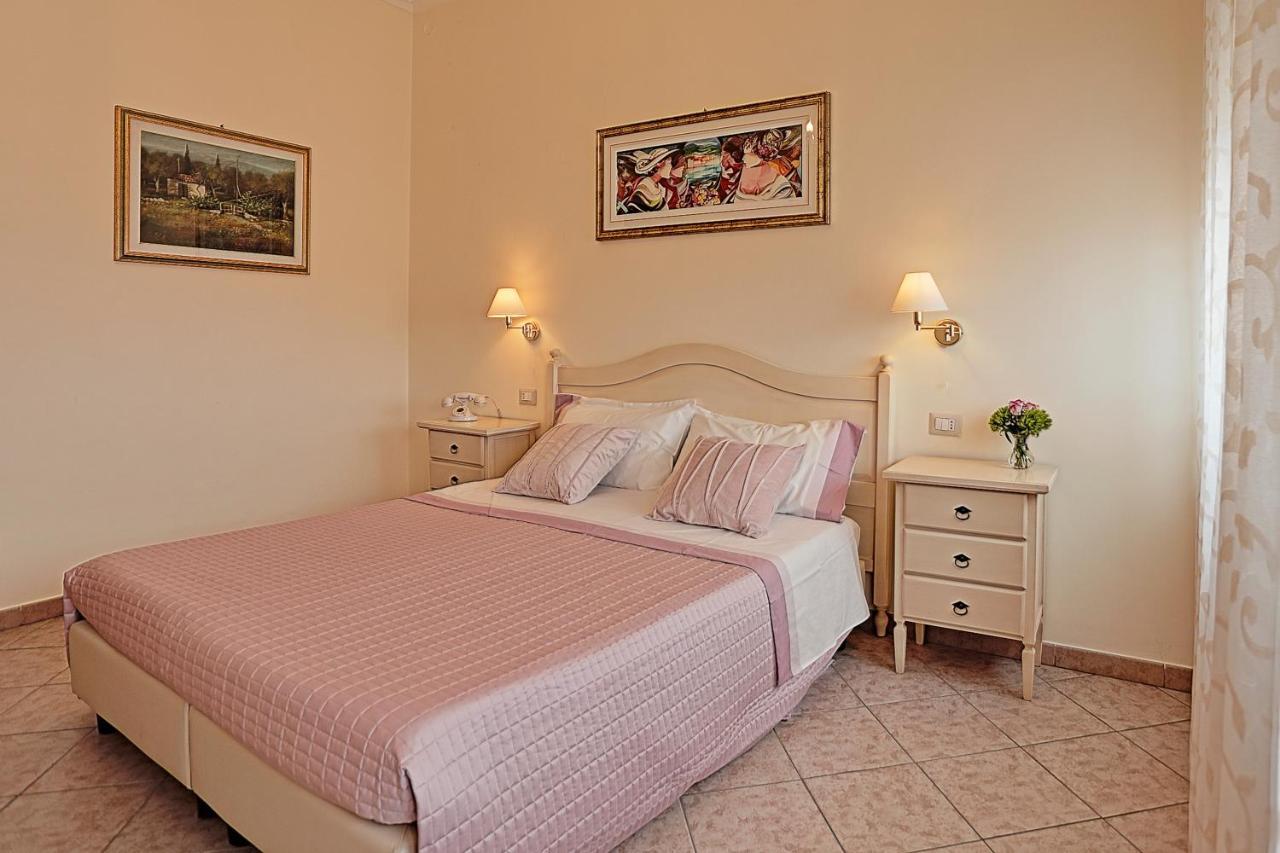 Il Castello Guest House Sassari Exterior photo